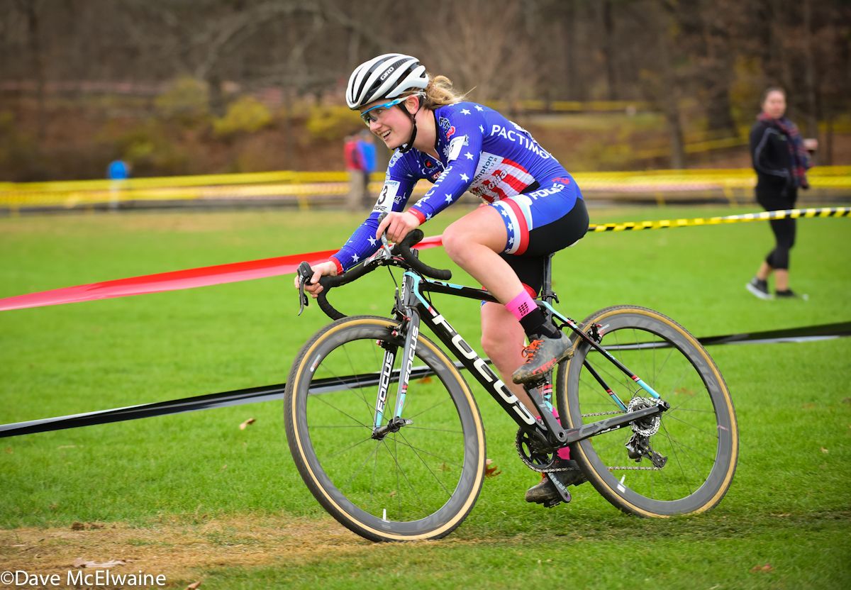 Ellen Noble (JAM/NCC/Vittoria) was smiling with 500 meters to go.