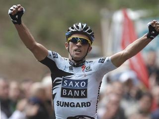 Alberto Contador (Saxo Bank Sungard) takes his first win since his protracted doping controversy