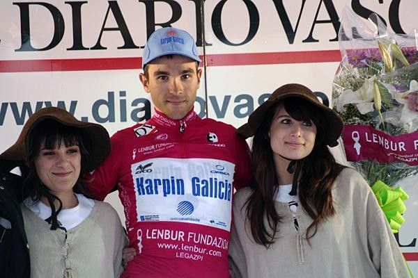 Iban Mayoz (Karpin Galicia) leading the sprints competition.