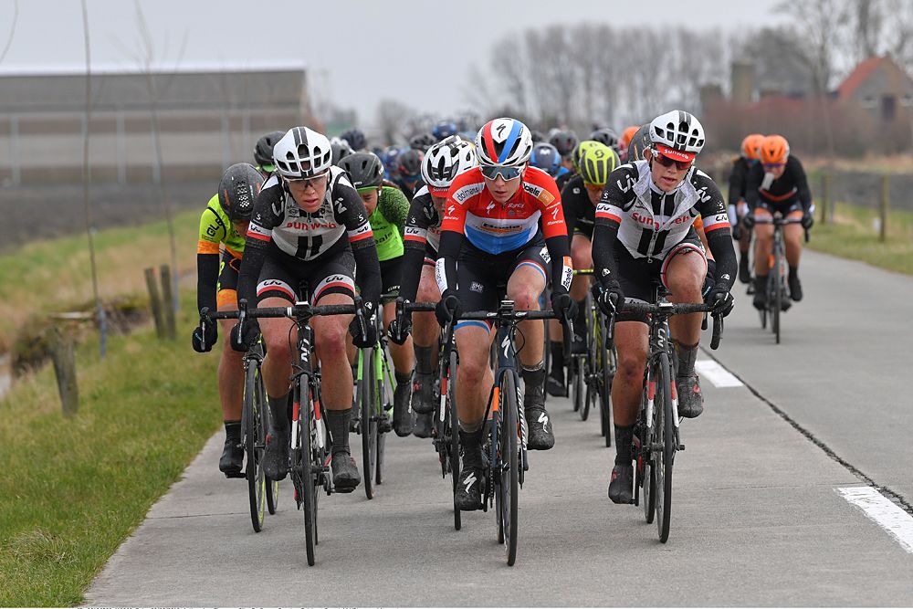 Ellen van Dijk (Sunweb) pulls the field chasing the breakaway at fourth round of the Women's WorldTour at Driedaagse De Panne