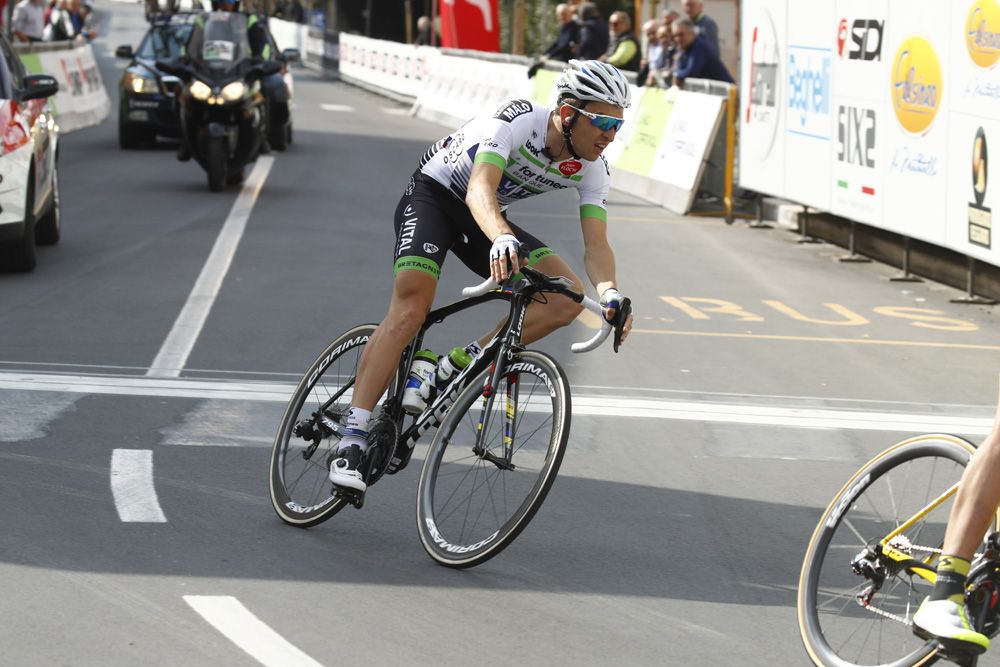Laurent Pichon (Fortuneo - Vital Concept) in the attack of the stage
