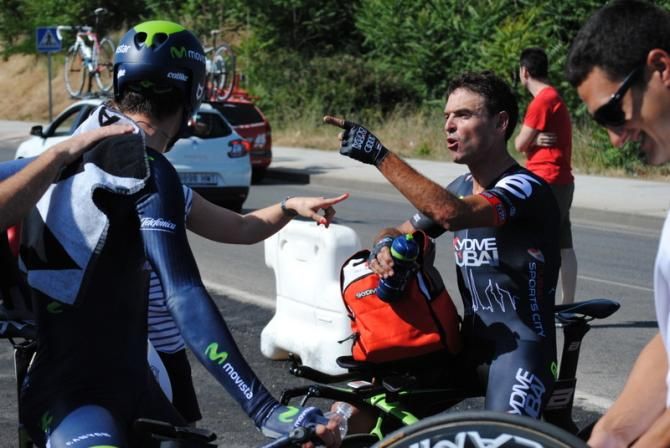 rancisco Mancebo fake-argues with ex-teammate Imanol Erviti: &ldquo;You tricked my bike for me to be slower than you&rdquo;. After some conversation, they agreed it was probably Paco&rsquo;s son the one guilty of his dad&rsquo;s not-so-outstanding performance.