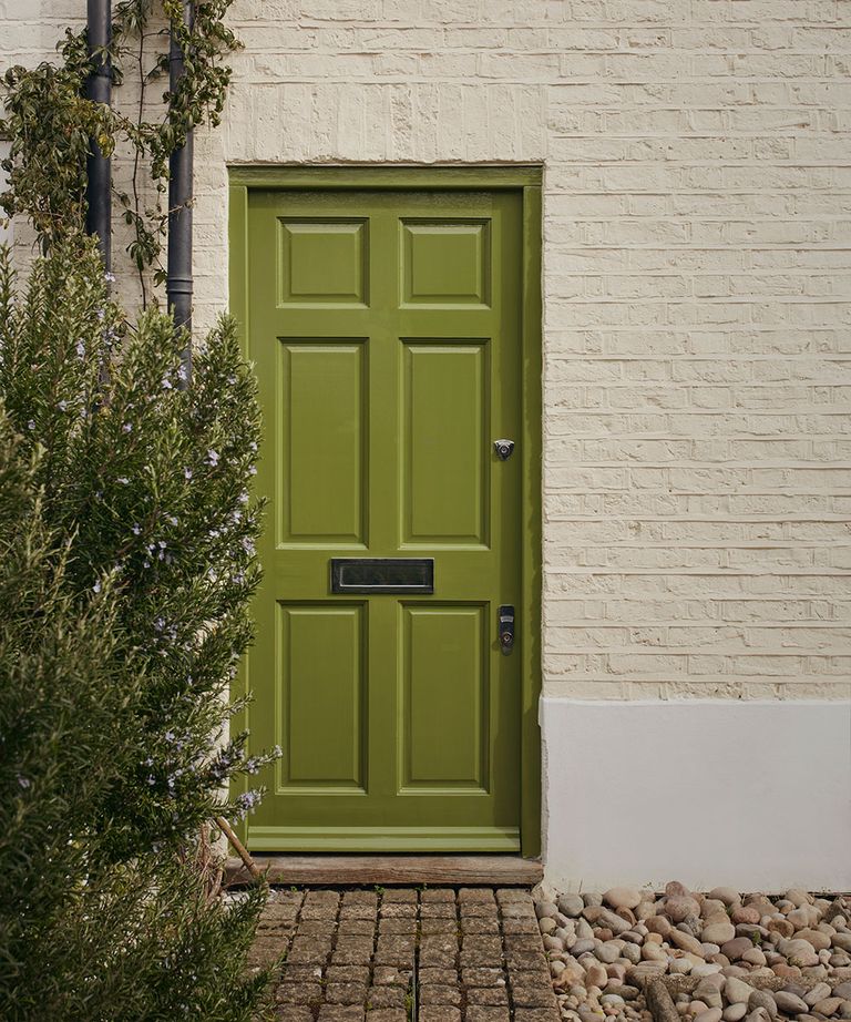 How to paint a front door