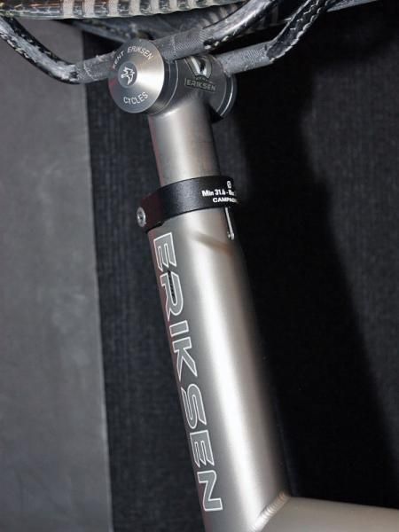 The top of the seat tube is shaped to perfectly follow the profile of the seat collar.