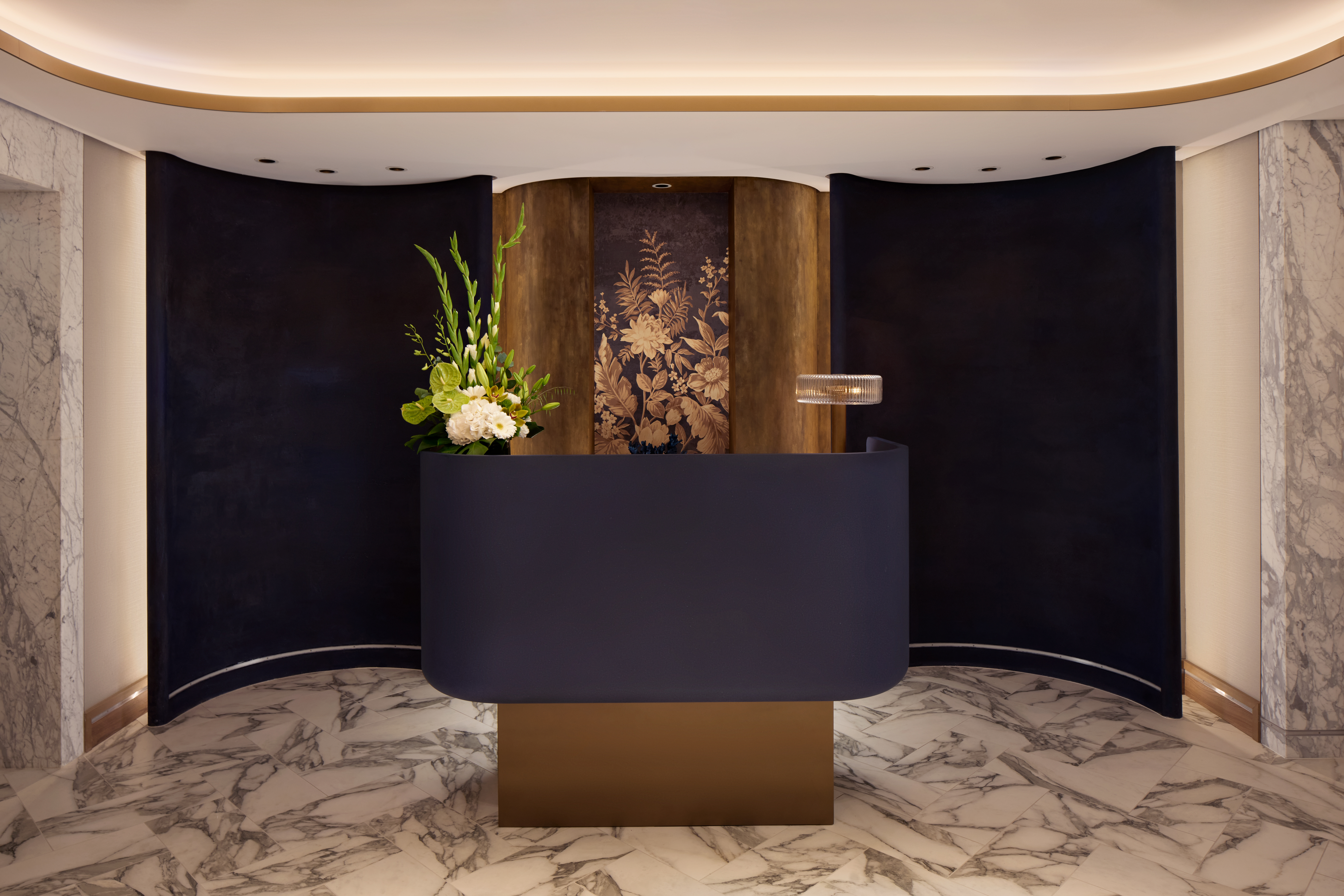 the ritz-carlton yacht collection luminara review