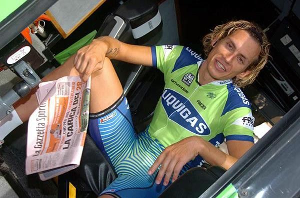 Pippo with the paper. La Gazzetta dello Sport
