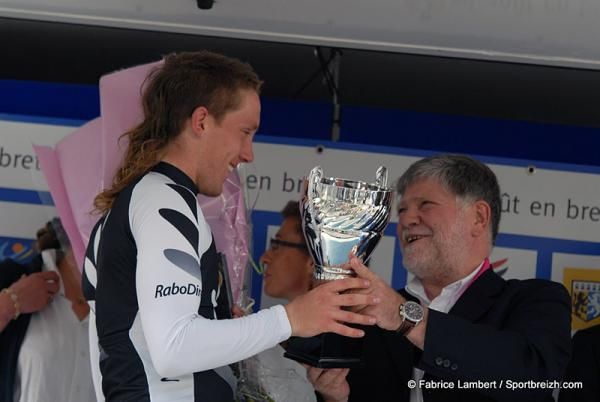 If there's a more impressive mullet in the peloton than Shane Archbold's we haven's seen it.