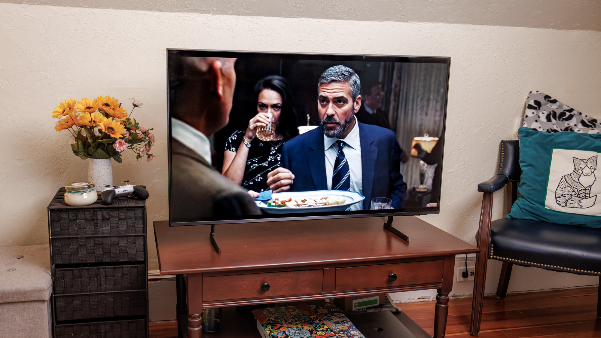 Samsung Q7F QLED TV on a side table