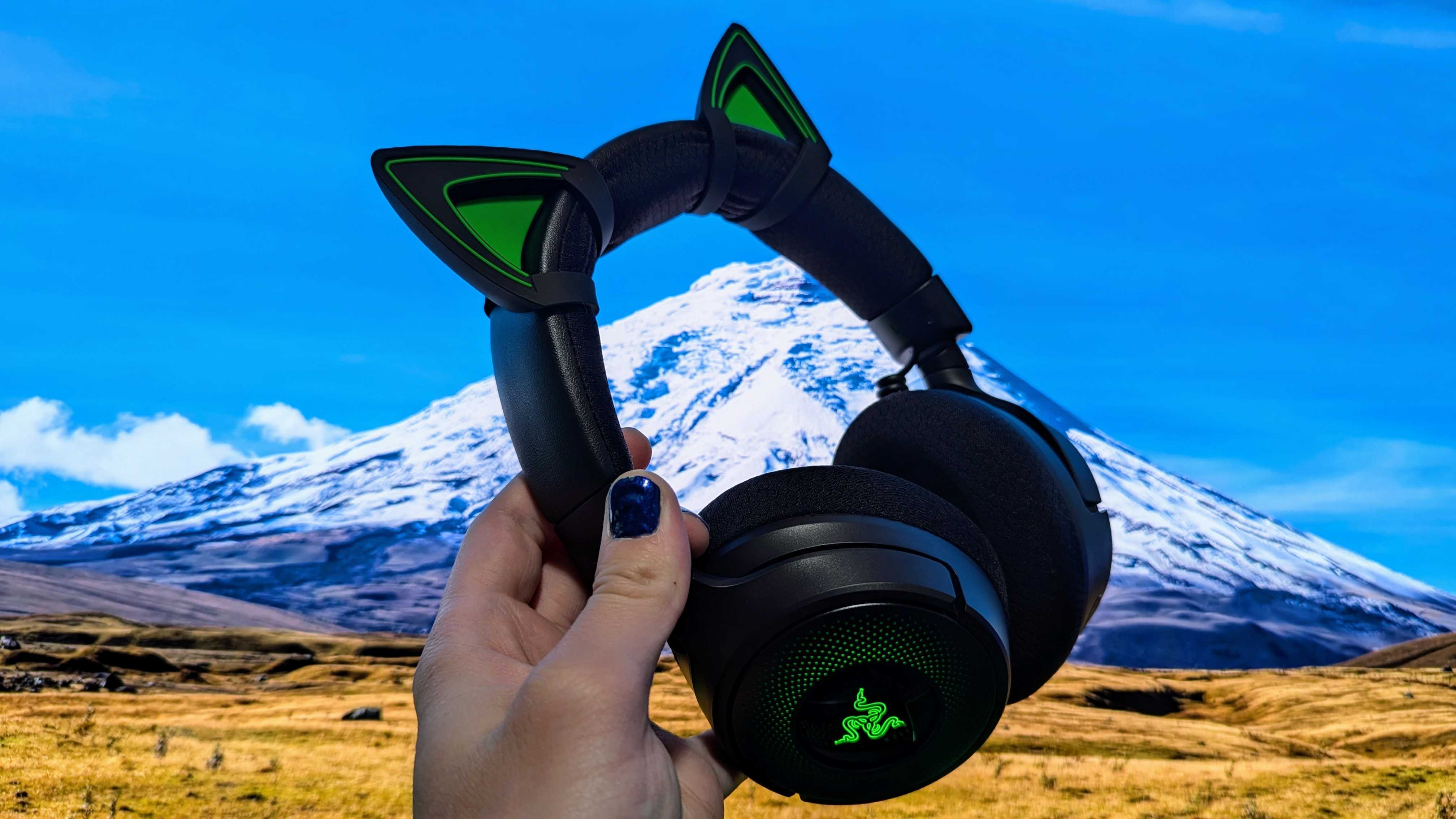 With all the RGB lights you want and great sound quality to boot, this is ALMOST the only gaming headset I need