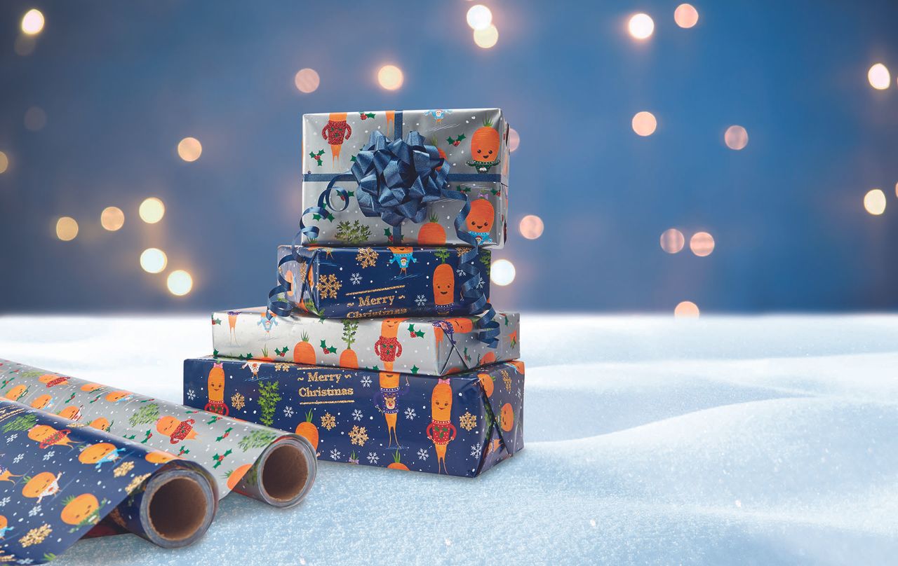 aldi kevin the carrot christmas wrapping paper