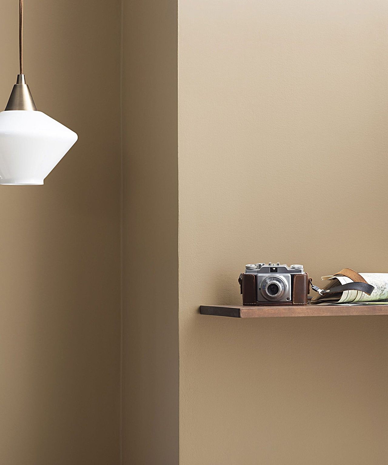 Should You Remove Painter's Tape When The Paint Is Wet Or Dry at