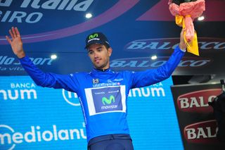 Beñat Intxausti moves into the mountains classification lead