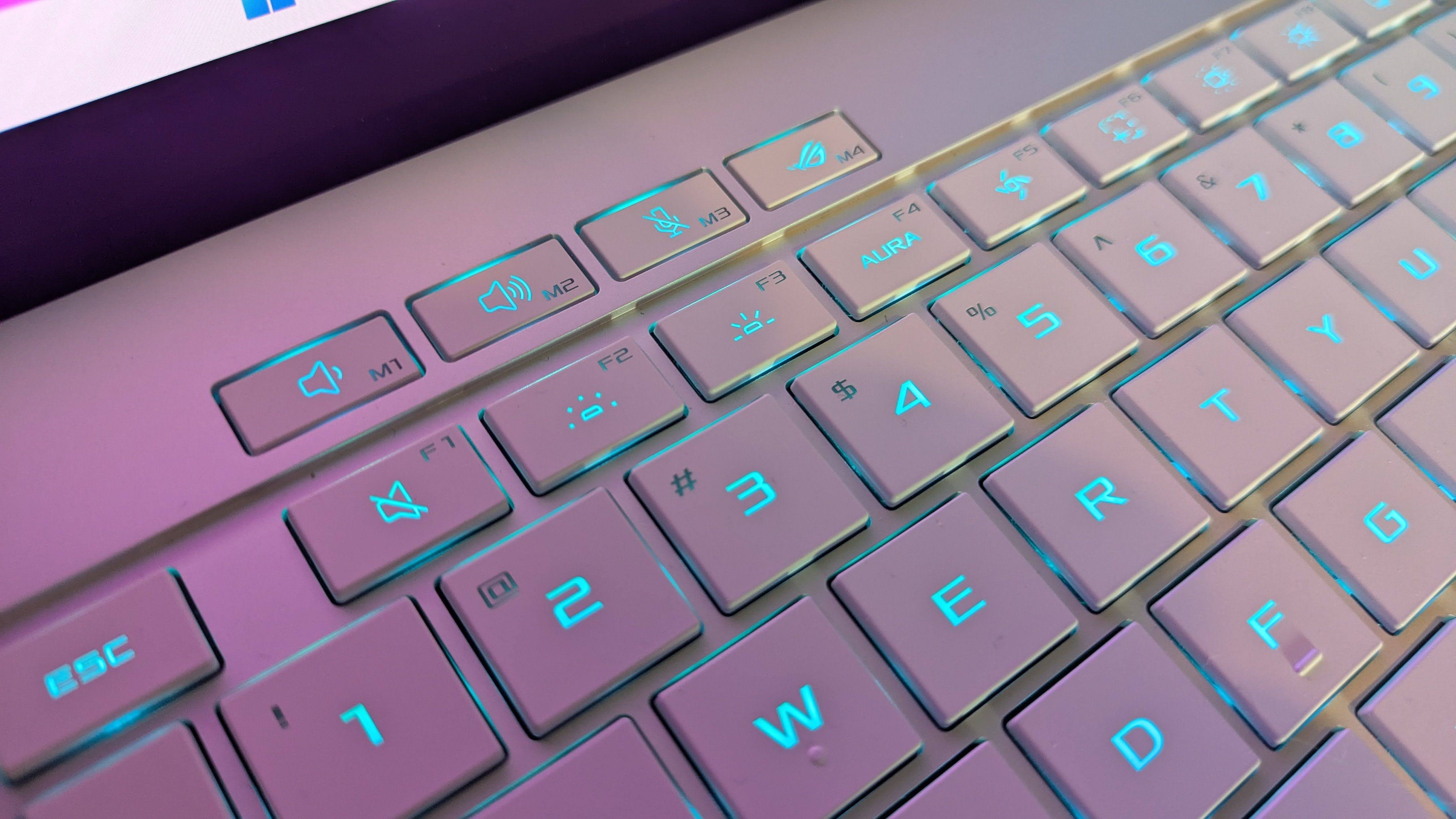 Close-up of M buttons on keyboard of Asus ROG Zephyrus G14 (2025)