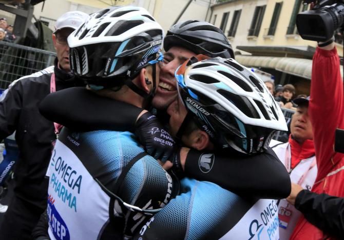 Mark Cavendish (Omega Pharma QuickStep) celebrates