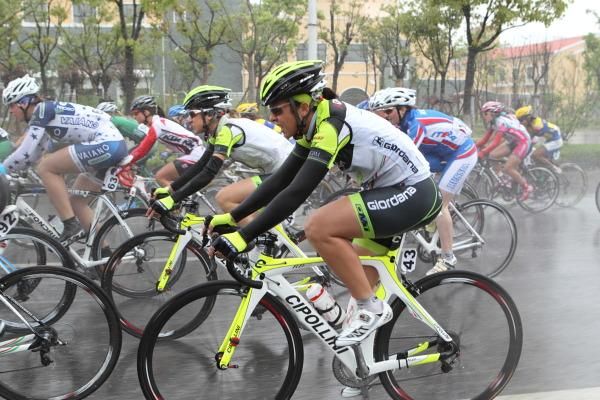 Marta Bastianelli&nbsp;(SC MCipollini Giordana) with teammate Rossella Callovi&nbsp;