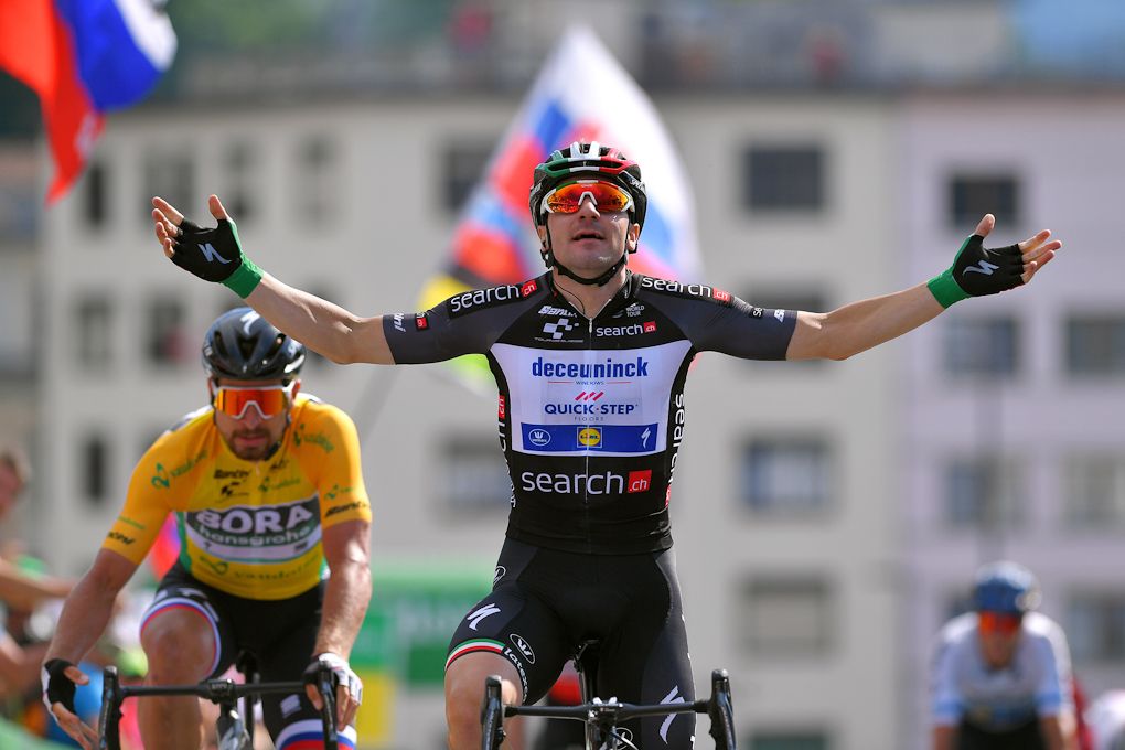 Elia Viviani wins stage 5 at the Tour de Suisse ahead of Peter Sagan