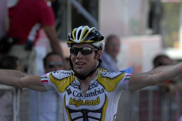 Mark Cavendish won his second road stage of this year's Giro d'Italia.