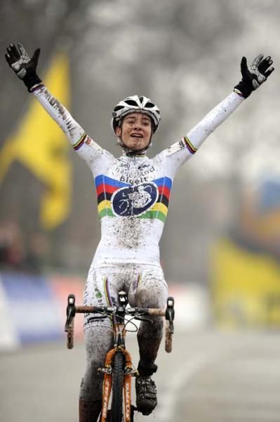 Marianne Vos (Netherlands) triumphs in Hoogerheide