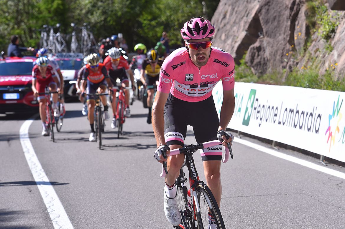 Tom Dumoulin (Team Sunweb) puts in an attack of his own