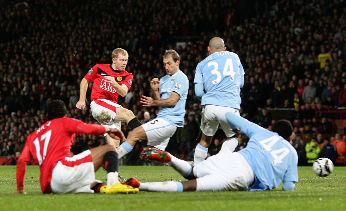 Soccer – Carling Cup – Semi Final – Second Leg – Manchester United v Manchester City – Old Trafford