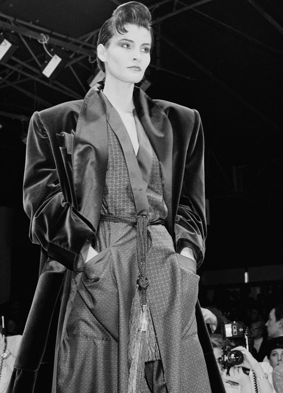 A model walking the catwalk at the Chanel autumn-winter 1984/1985 ready-to-wear collection show by Karl Lagerfeld, Paris, France, 27th March 1984.