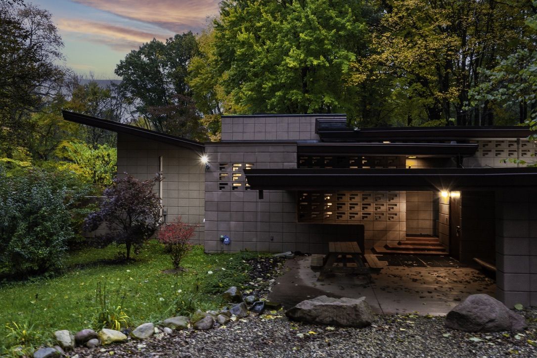 External views of the Samuel Eppstein residence