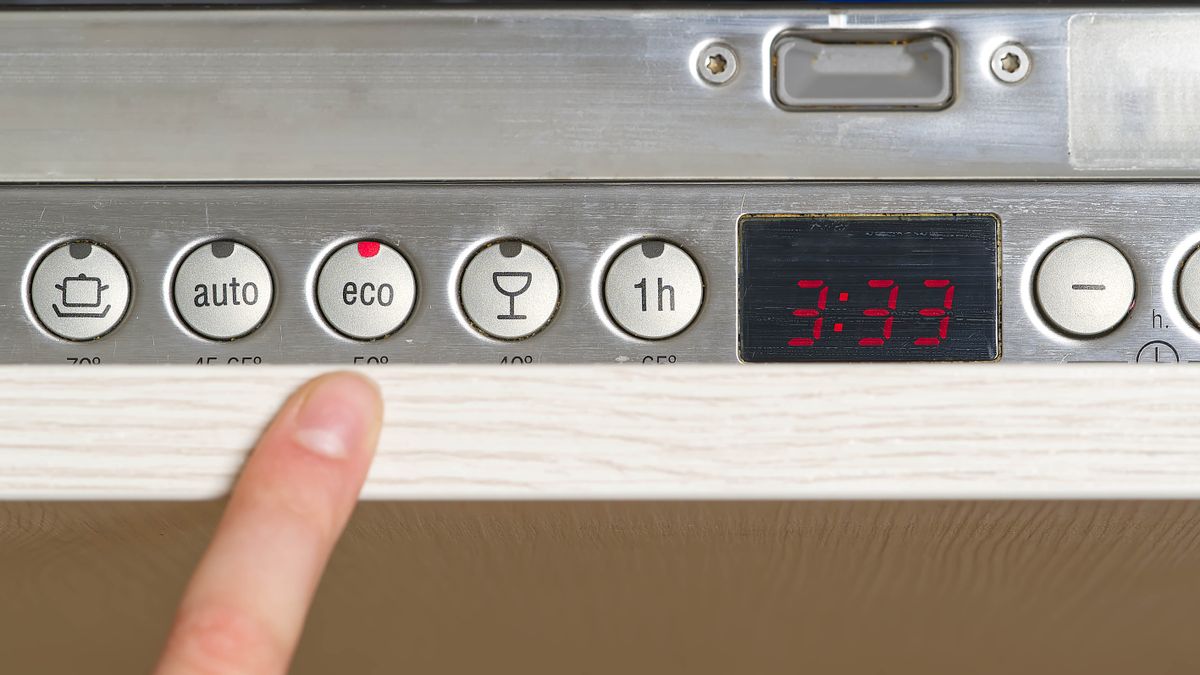 7 things to look for when buying a dishwasher Tom's Guide