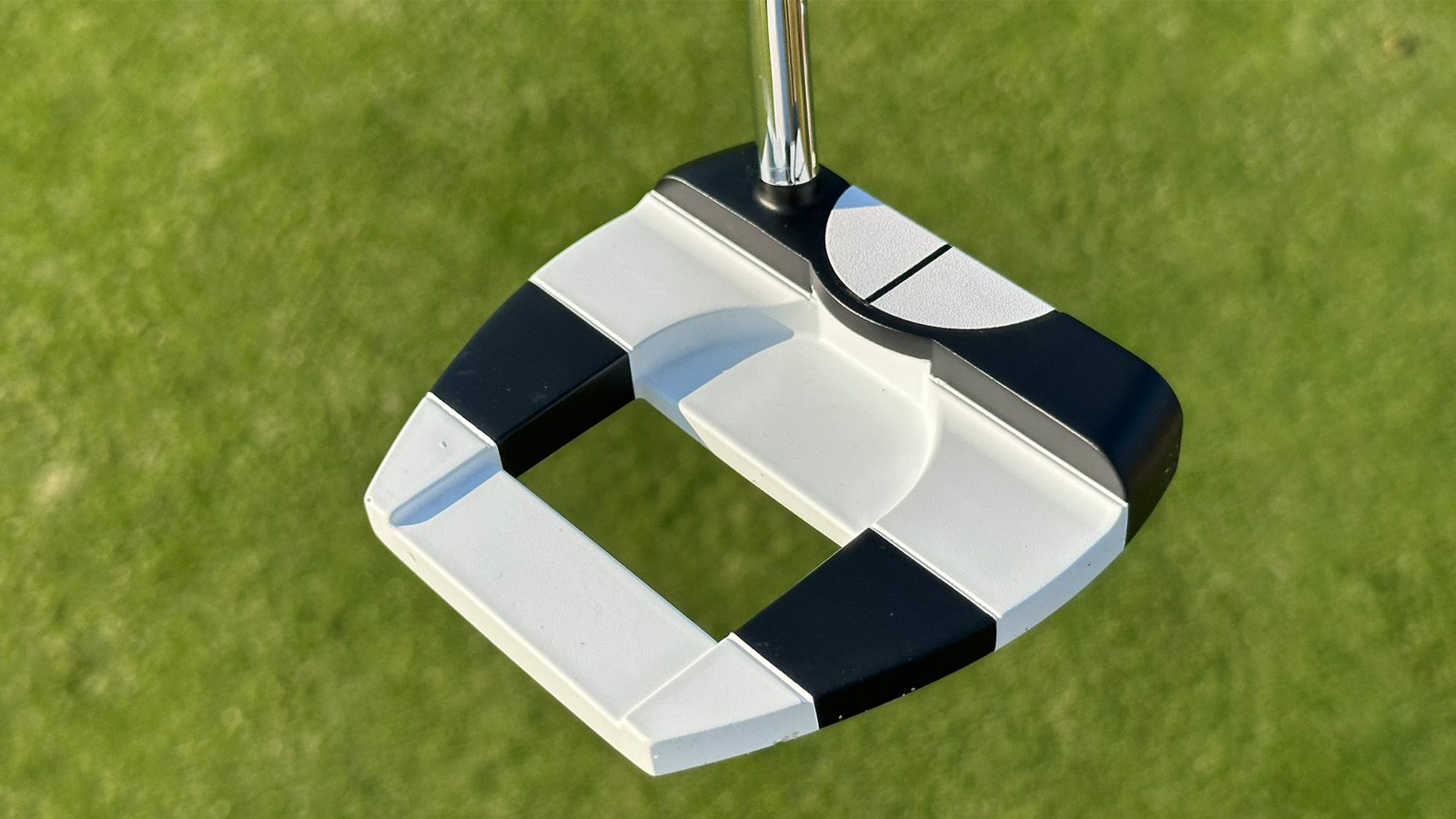 Odyssey Ai-Dual &amp;frac12; Ball Double Wide Putter