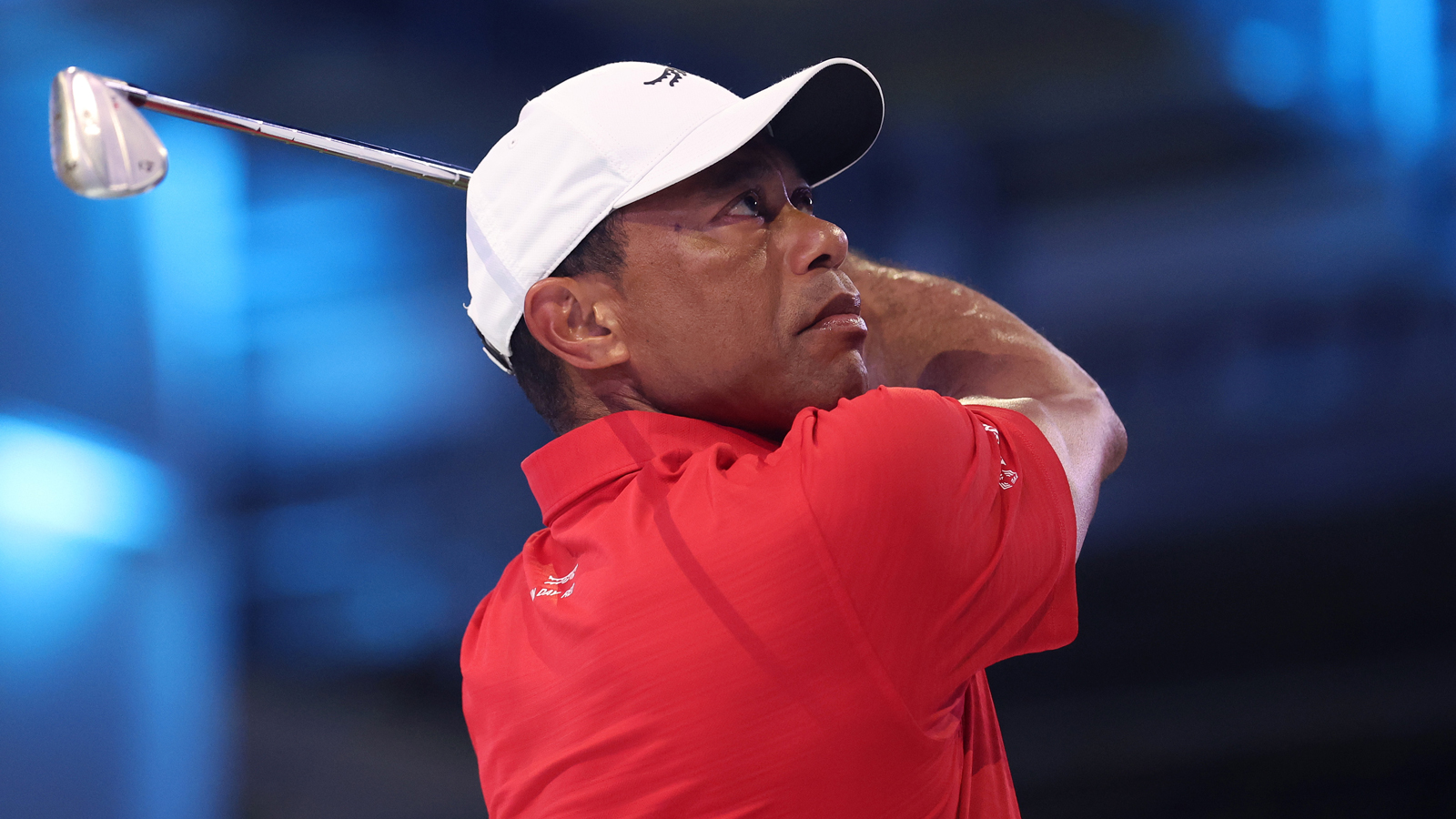 Tiger Woods of Jupiter Links Golf Club warms up before the match against the Los Angeles Golf Club at SoFi Center