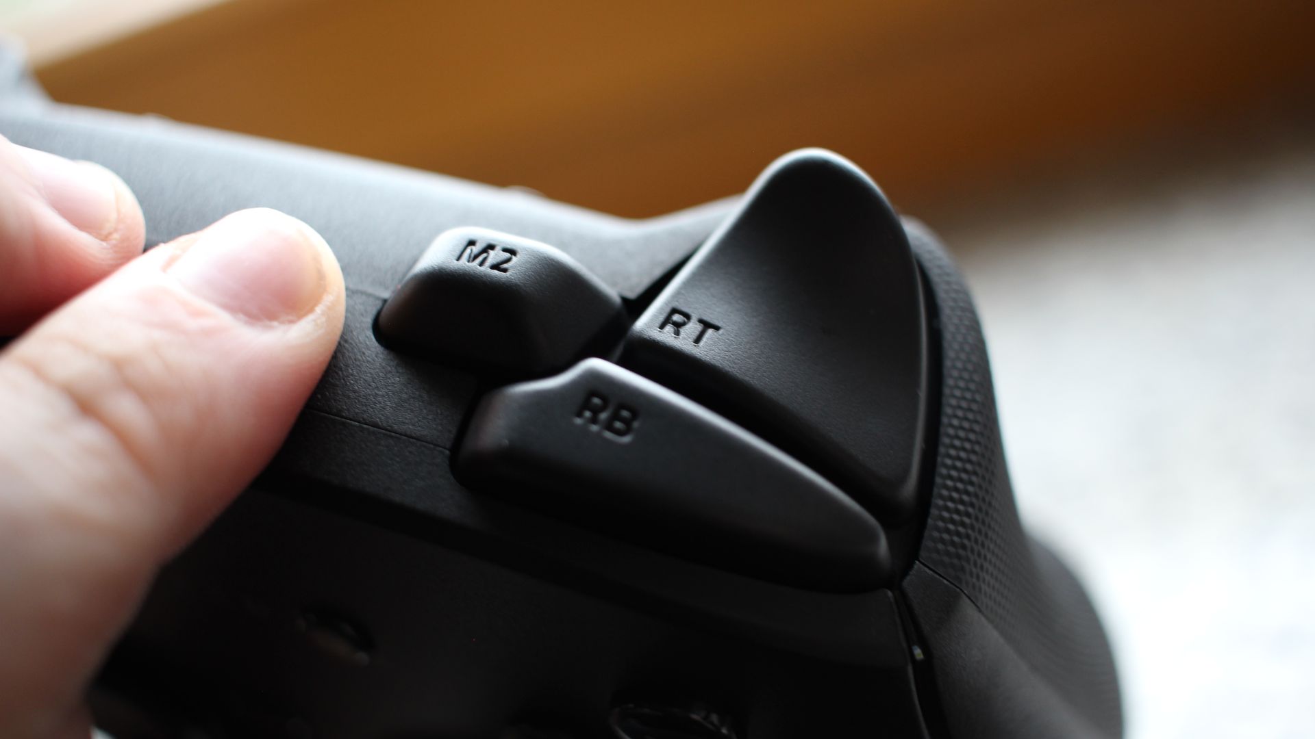 Razer Wolverine V3 Pro vs. Xbox Elite Wireless Controller Series 2: Which is best for you?