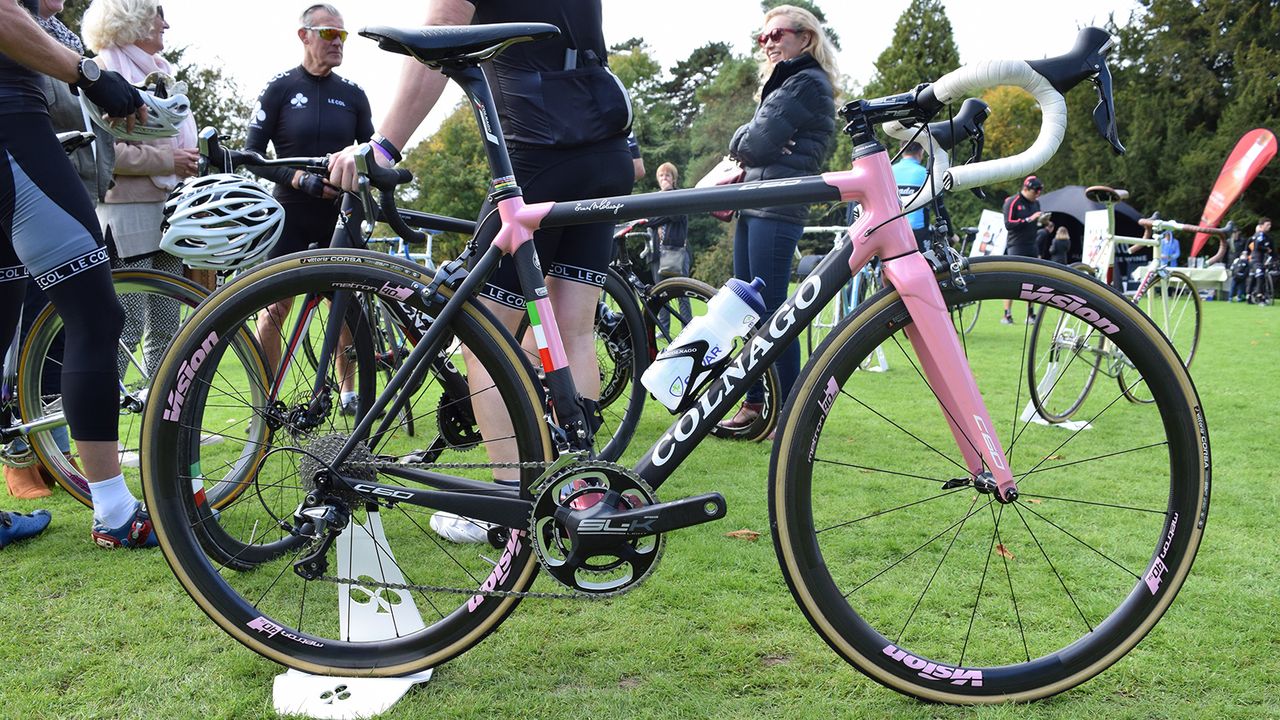 An eye-catching black and pink Colnago C60