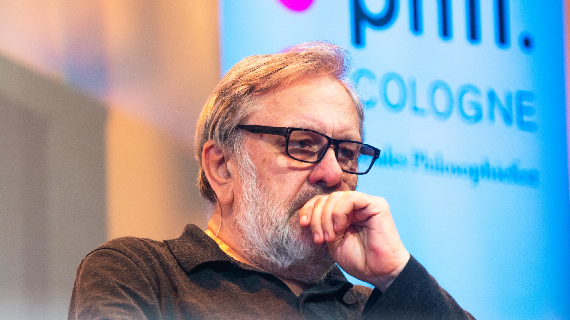 Slavoj Žižek pauses to answer a question