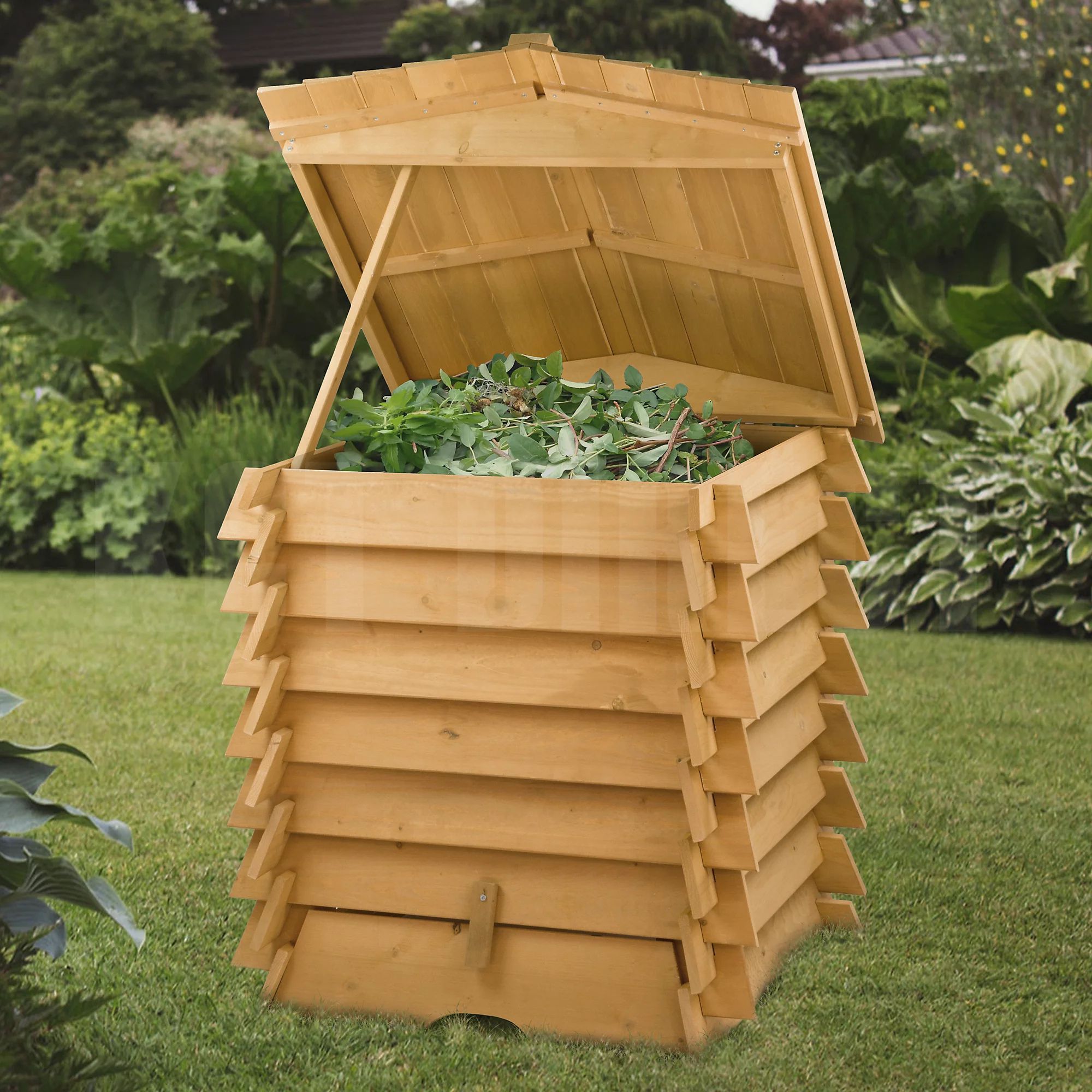 wooden compost bin B&amp;amp;Q