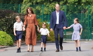 Kate Middleton and Prince William take George, Charlotte and Louis to school