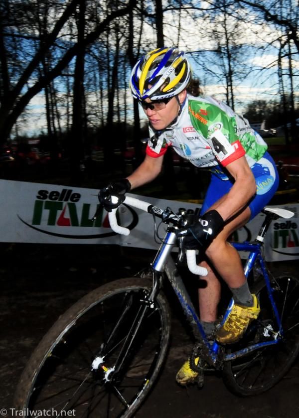 Georgia Gould (Luna Pro Team) leading up a climb