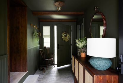 7 small entryway ideas for a great first impression - Coaste