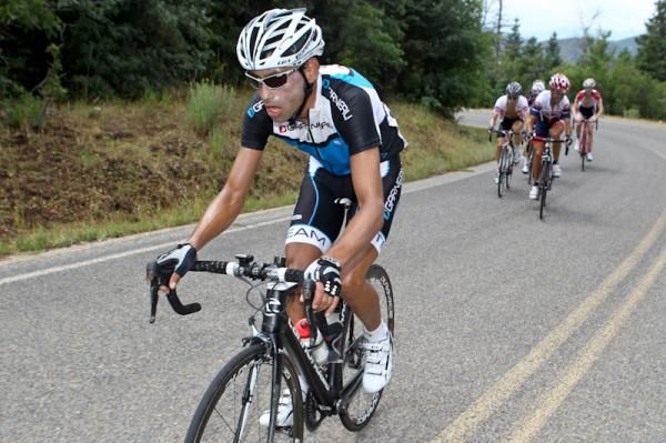 Cesar Grajales (On the Rivet) tries an attack on the lead group.