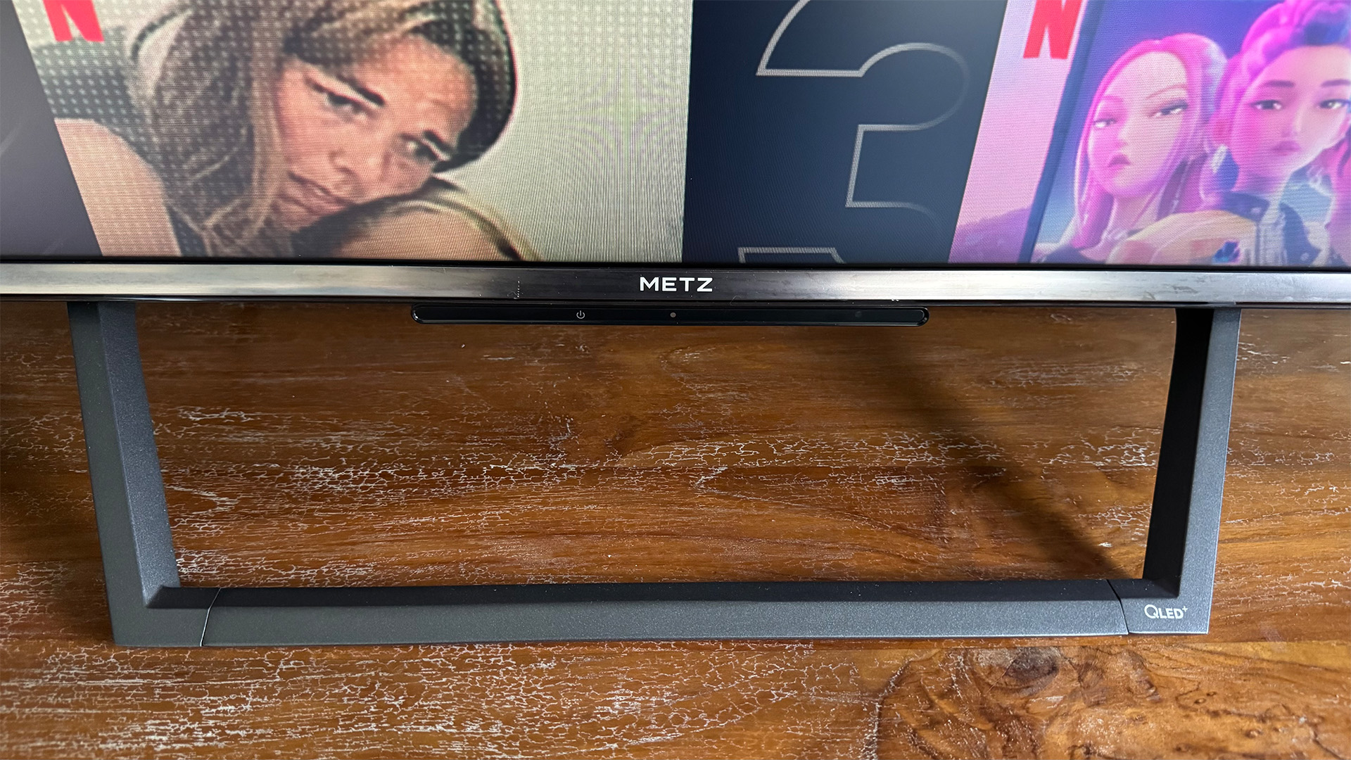 Metz MQE7600 4K TV