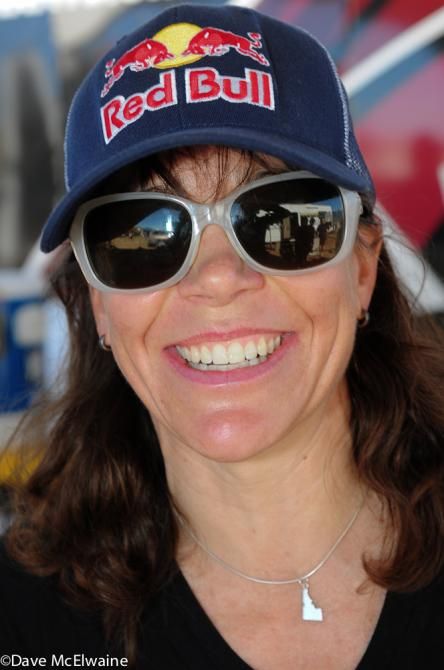 Rebecca Rusch (Specialized-Red Bull) rode with three female high school racers