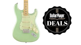 Surf Pearl Fender Player Series Stratocaster