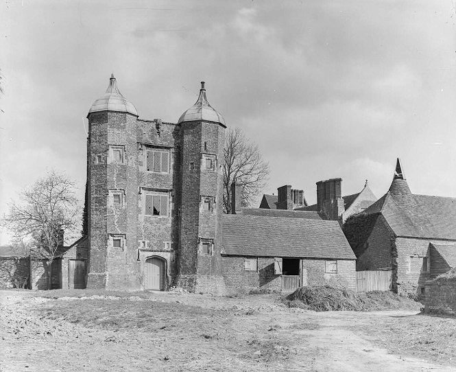 Bolebroke Castle