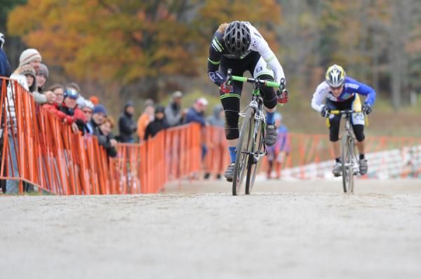 Once they hit the pavement, Annis (crossresults.com p/b JRA Cycles) left Smith (Ladies First Racing) behind.