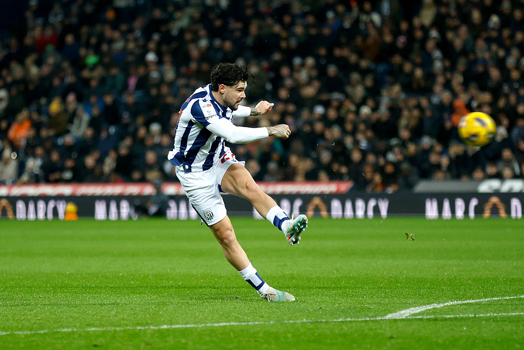 WEST BROMWICH, ENGLAND - NOVEMBER 26: Alex Mowatt of West Bromwich Albion scores a goal to make it 1-0 during the Sky Bet Championship match between West Bromwich Albion and Birmingham City at The Hawthorns on November 26, 2025 in West Bromwich, United Kingdom. (Photo by Adam Fradgley/West Bromwich Albion FC via Getty Images)