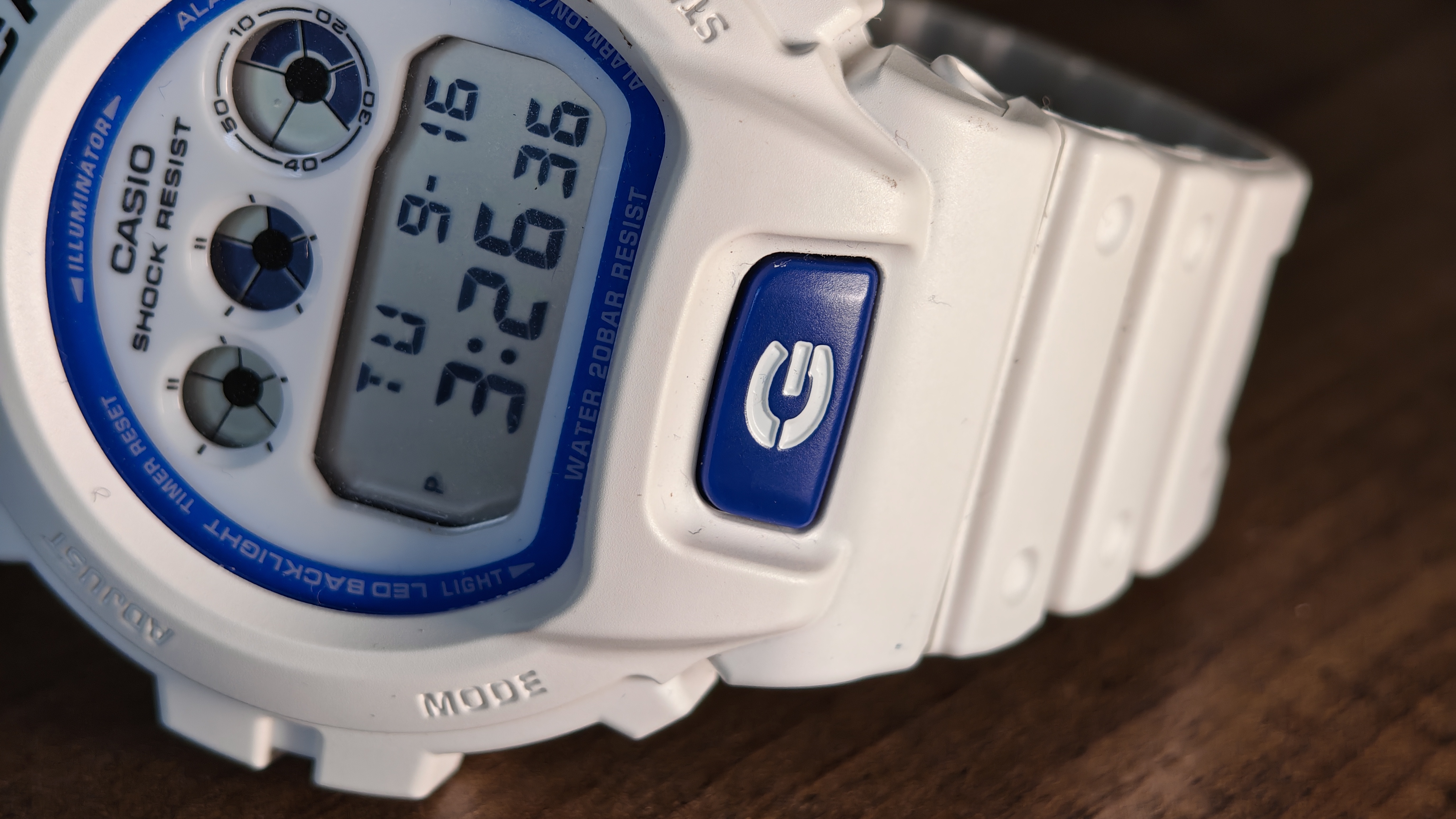 Casio G-Shock DW-6900 Hidden Glow Vol 2