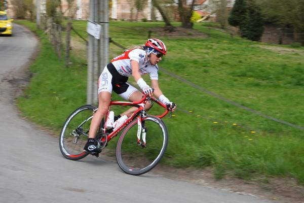 A breakway just before Huy lasted 15 km for Alona Andruk (Safi-Pasta Zara)