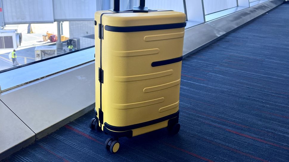 Best smart luggage in 2024 Tom's Guide