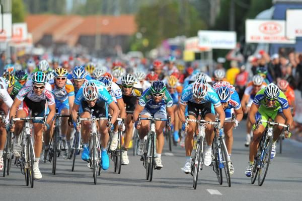 Adam Blythe (Omega Pharma - Lotto) outsprinted Gerald Ciolek (Milram) and Kristof Goddaert (AG2R La Mondiale) for the stage victory.