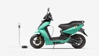 Pre-order an Ather 450X