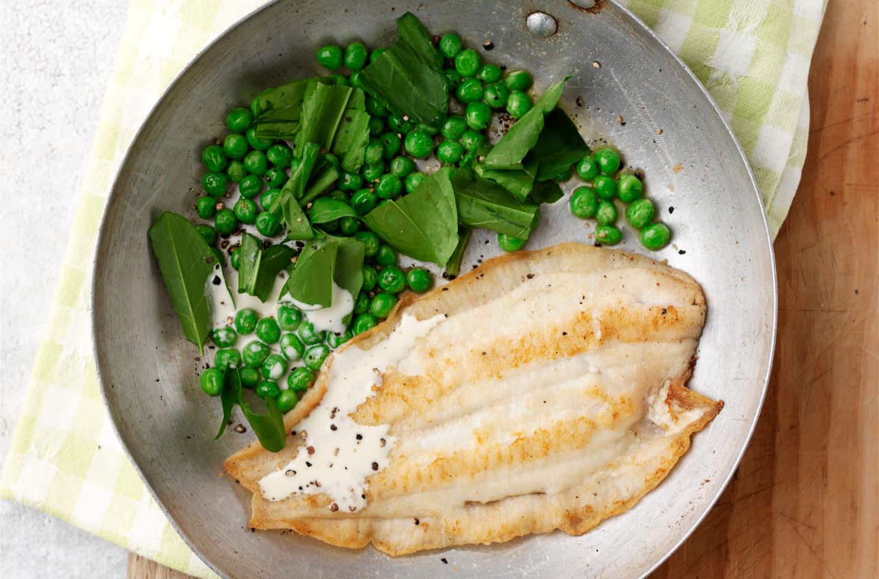 Lemon sole with sorrel sauce