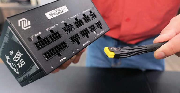 كابلات MSI باللون الأصفر